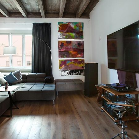 Contemporary Apartment With Fireplace & Terrace Banská Bystrica Exterior foto